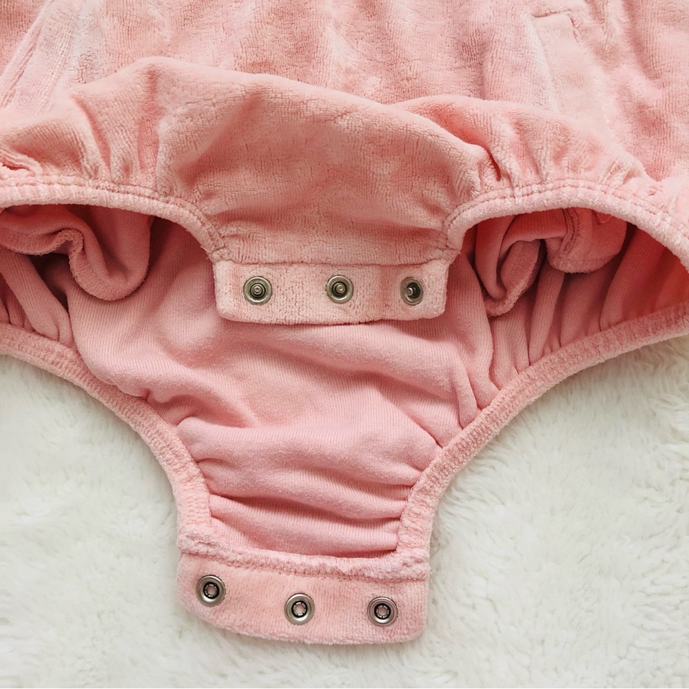 Velour Organic Cotton Soft Pink Baby Girl Bubble Romper, Honest Company 12M - Picture 3 of 7